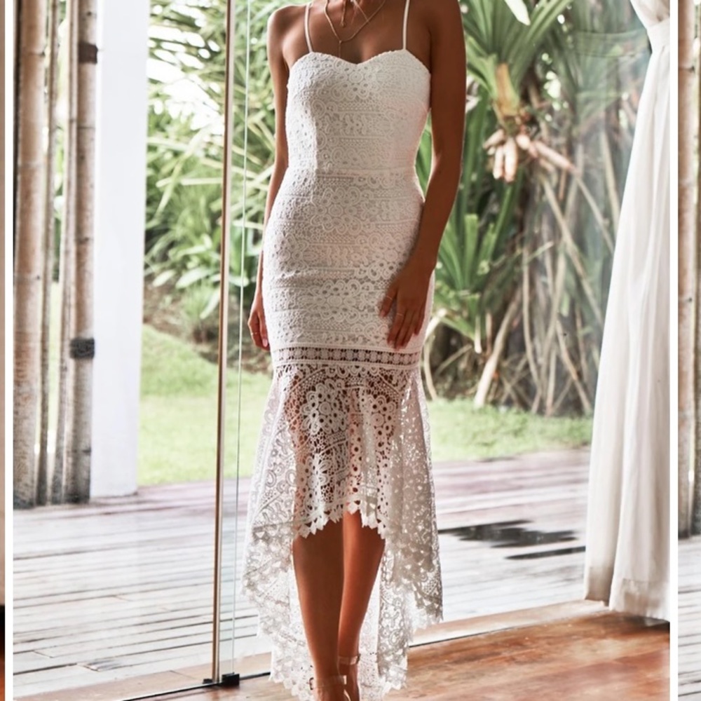 Two sisters the label Mesina dress